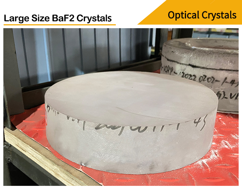 Pictures of large size barium fluoride crystal 